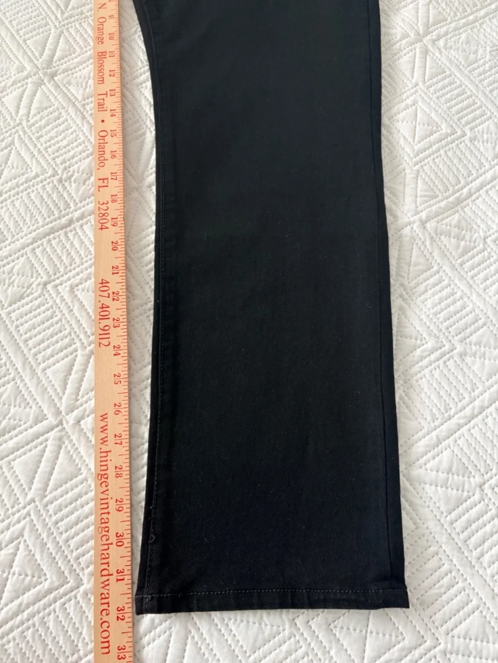 True Religion Geno No Flap SN Relaxed Slim Men's Jeans Body Rinse Black 36 x 32